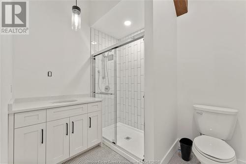 247 Brock Street Unit# 401, Amherstburg, ON - Indoor Photo Showing Bathroom