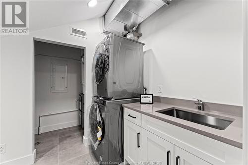 247 Brock Street Unit# 404, Amherstburg, ON - Indoor Photo Showing Laundry Room