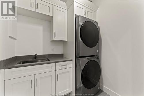 247 Brock Street Unit# 303, Amherstburg, ON - Indoor Photo Showing Laundry Room