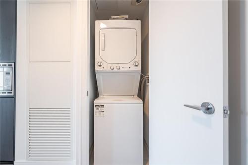 1 Jarvis Street|Unit #725, Hamilton, ON - Indoor Photo Showing Laundry Room