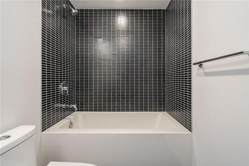 1 Jarvis Street|Unit #725, Hamilton, ON - Indoor Photo Showing Bathroom