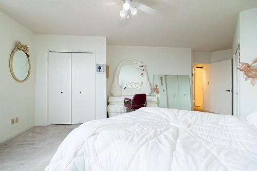 166 Mountain Park Avenue|Unit #701, Hamilton, ON - Indoor Photo Showing Bedroom