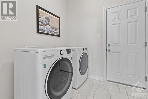326 Spreadwing Way, Ottawa, ON - Indoor Photo Showing Laundry Room