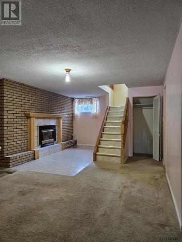 197 Roland Rd, Temiskaming Shores, ON - Indoor With Fireplace