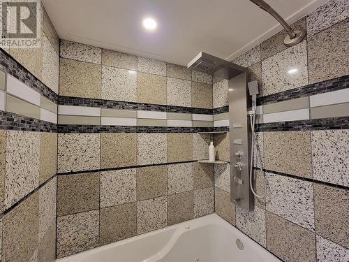 1445 Main Street, Keremeos, BC - Indoor Photo Showing Bathroom