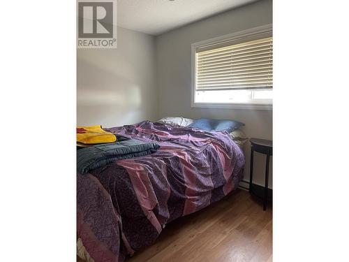 1344 Brockie Place, Okanagan Falls, BC - Indoor Photo Showing Bedroom