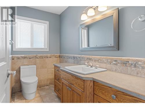 114 Elk Street, Vernon, BC - Indoor Photo Showing Bathroom