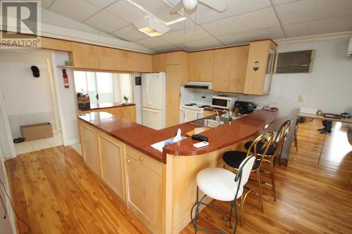 945 Kingfisher Place, Oliver, BC - Indoor Photo Showing Kitchen