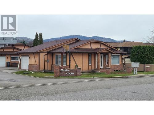 6437 Meadows Dr Unit# 4, Oliver, BC - Outdoor With Facade
