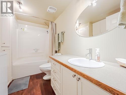 4904 Birch Lane, Barriere, BC - Indoor Photo Showing Bathroom