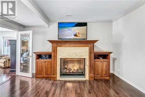 7791 Tilton Lake Road, Sudbury, ON - Indoor Photo Showing Living Room With Fireplace