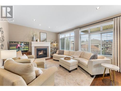 13166 Porter Drive, Lake Country, BC - Indoor Photo Showing Living Room With Fireplace