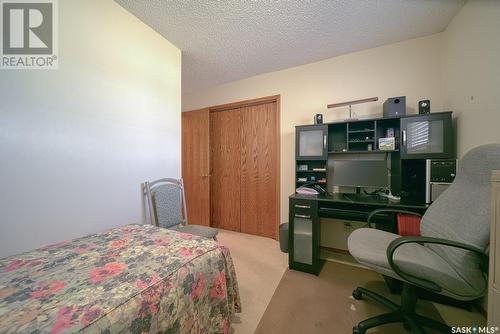 41 Dahlia Crescent, Moose Jaw, SK - Indoor Photo Showing Bedroom