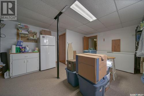 41 Dahlia Crescent, Moose Jaw, SK - Indoor Photo Showing Laundry Room