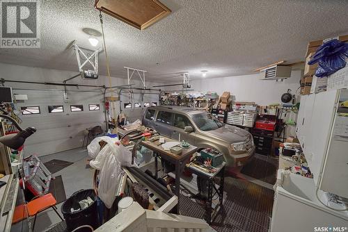41 Dahlia Crescent, Moose Jaw, SK - Indoor Photo Showing Garage