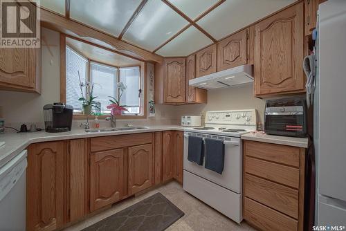 41 Dahlia Crescent, Moose Jaw, SK - Indoor Photo Showing Kitchen With Double Sink
