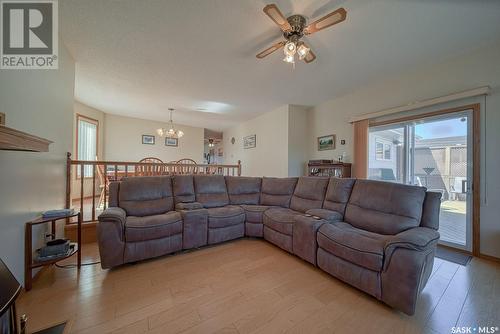 41 Dahlia Crescent, Moose Jaw, SK - Indoor Photo Showing Living Room