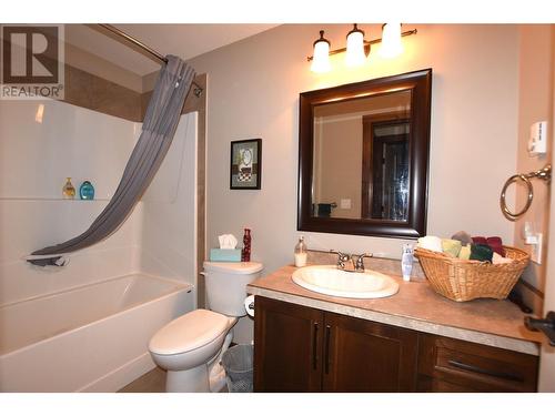 289 Argali Street, Vernon, BC - Indoor Photo Showing Bathroom