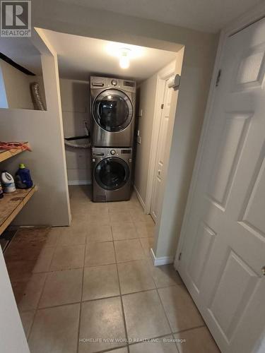 4 Goldwin B2 Avenue, Toronto, ON - Indoor Photo Showing Laundry Room