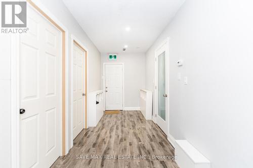24 Victoria Ave, Hamilton, ON - Indoor Photo Showing Other Room