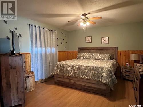 9Km West Of Makwa, Loon Lake Rm No. 561, SK - Indoor Photo Showing Bedroom