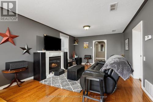 24 Grove Street, Belleville, ON - Indoor With Fireplace