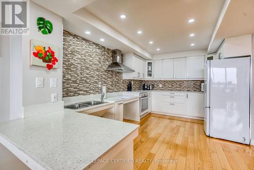 #505 -320 Mill St S, Brampton, ON - Indoor Photo Showing Kitchen With Double Sink With Upgraded Kitchen