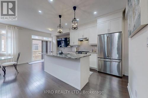 1 Queen Mary Court, Vaughan, ON - Indoor Photo Showing Kitchen With Upgraded Kitchen