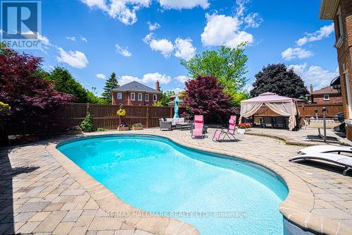 59 Oatlands Crescent, Richmond Hill, ON - Outdoor With In Ground Pool With Deck Patio Veranda With Backyard