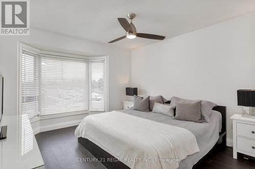 5985 Creditview Rd, Mississauga, ON - Indoor Photo Showing Bedroom