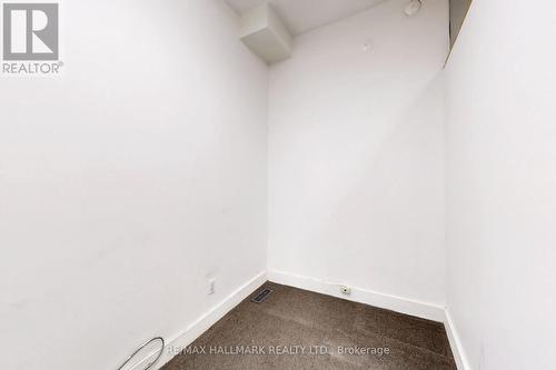 534 Queen St E, Toronto, ON - Indoor Photo Showing Other Room
