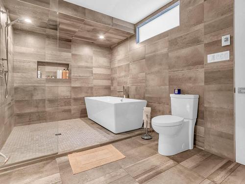 Salle de bains - 5358A  - 5364 Rue Lacordaire, Montréal (Mercier/Hochelaga-Maisonneuve), QC - Indoor Photo Showing Bathroom