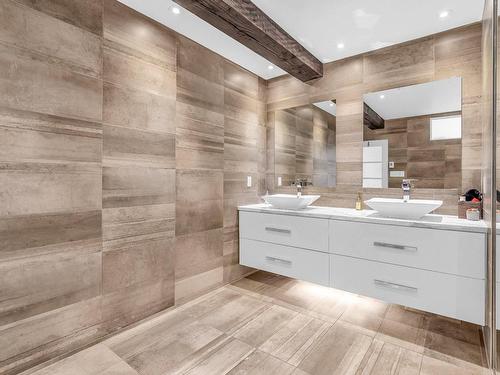 Salle de bains - 5358A  - 5364 Rue Lacordaire, Montréal (Mercier/Hochelaga-Maisonneuve), QC - Indoor Photo Showing Bathroom