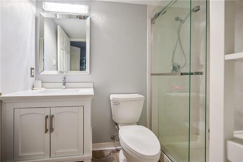 19 Lake Avenue S|Unit #202, Stoney Creek, ON - Indoor Photo Showing Bathroom