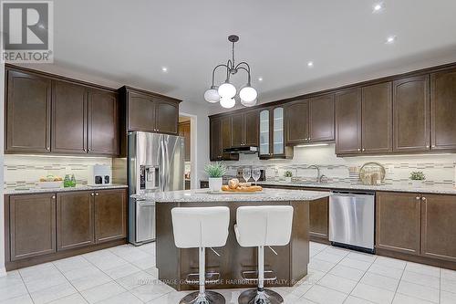 224 The Meadows Ave, Markham, ON - Indoor Photo Showing Kitchen With Stainless Steel Kitchen