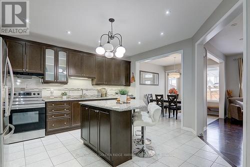 224 The Meadows Ave, Markham, ON - Indoor Photo Showing Kitchen