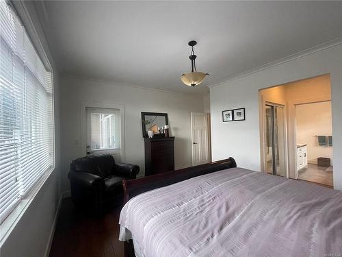 5760 Linley Valley Dr, Nanaimo, BC - Indoor Photo Showing Bedroom