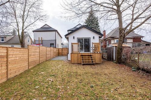 5759 Robinson Street, Niagara Falls, ON - Outdoor