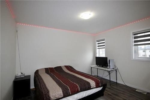 Bedroom - 57 Thompson Road, Caledonia, ON - Indoor Photo Showing Bedroom