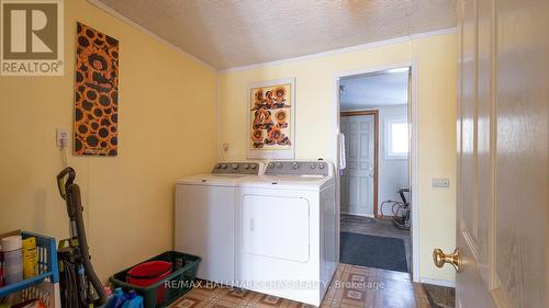 190 Concession Rd 8  E, Tiny, ON - Indoor Photo Showing Laundry Room