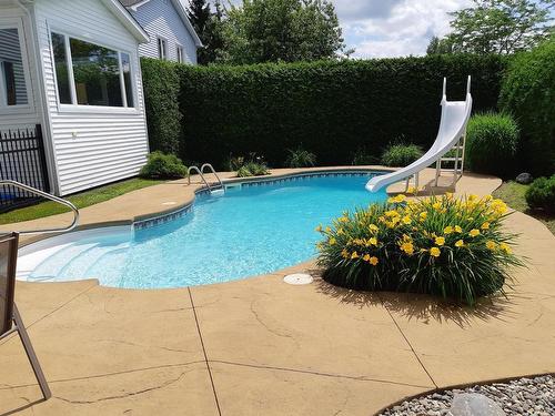 Piscine - 777 Rue Poitras, Magog, QC - Outdoor With In Ground Pool