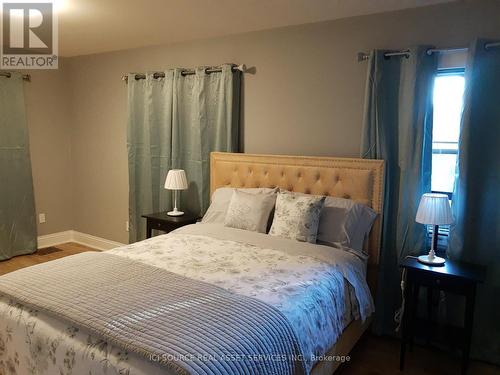 707 Parkdale Avenue, Ottawa, ON - Indoor Photo Showing Bedroom