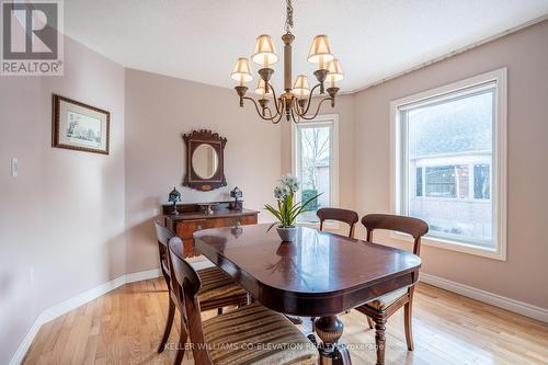 40 Elmridge Dr, Guelph, ON - Indoor Photo Showing Dining Room