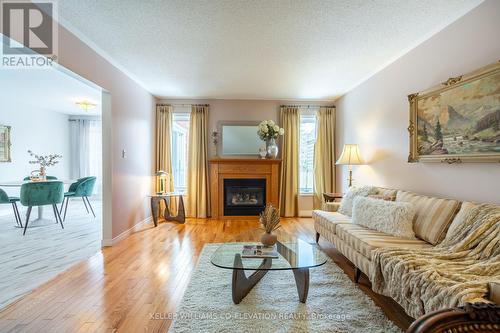 40 Elmridge Dr, Guelph, ON - Indoor Photo Showing Living Room With Fireplace