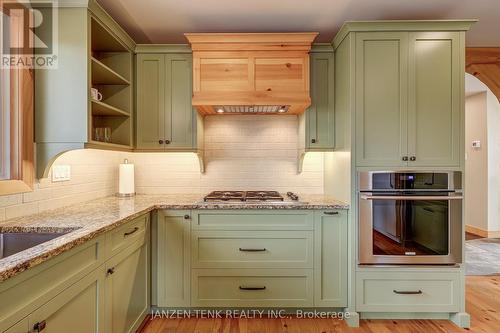 57604 Tunnel Line, Bayham, ON - Indoor Photo Showing Kitchen With Upgraded Kitchen