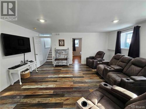 1066 Sycamore, Bathurst, NB - Indoor Photo Showing Living Room