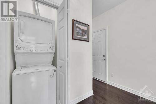 106 Passageway Private, Kanata, ON - Indoor Photo Showing Laundry Room