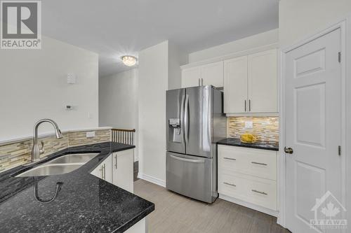 106 Passageway Private, Kanata, ON - Indoor Photo Showing Kitchen With Stainless Steel Kitchen With Double Sink