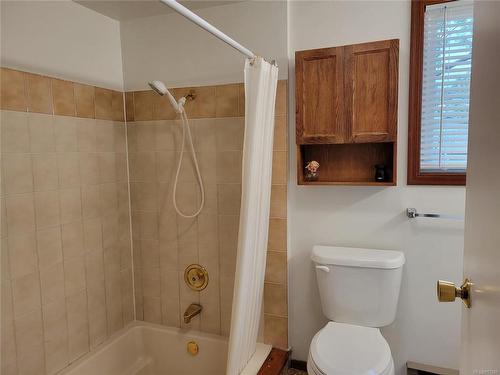 11-3341 Mary Anne Cres, Colwood, BC - Indoor Photo Showing Bathroom
