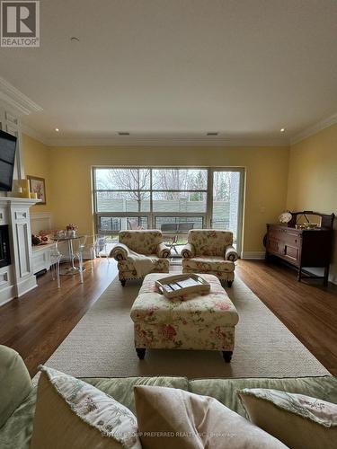111 - 1705 Fiddlehead Place, London, ON - Indoor Photo Showing Living Room